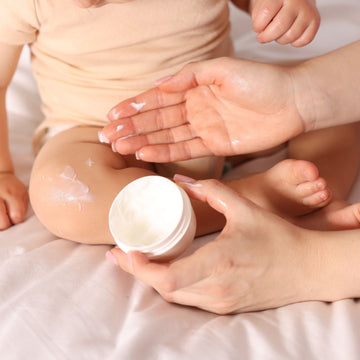 Cómo hidratar la piel del bebé con leche corporal