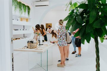 Interior de una tienda Banbu de cosmética natural sin disruptores endocrinos