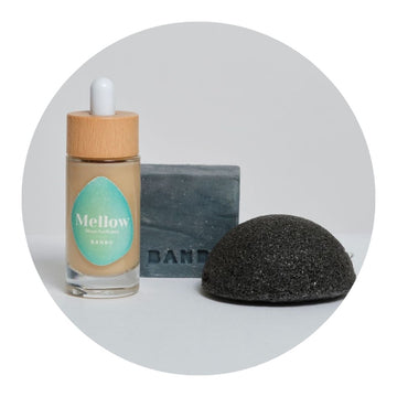 Pack facial ecológico para piel acneica, con productos diseñados para purificar, equilibrar y calmar la piel, ayudando a controlar el exceso de sebo y prevenir brotes.