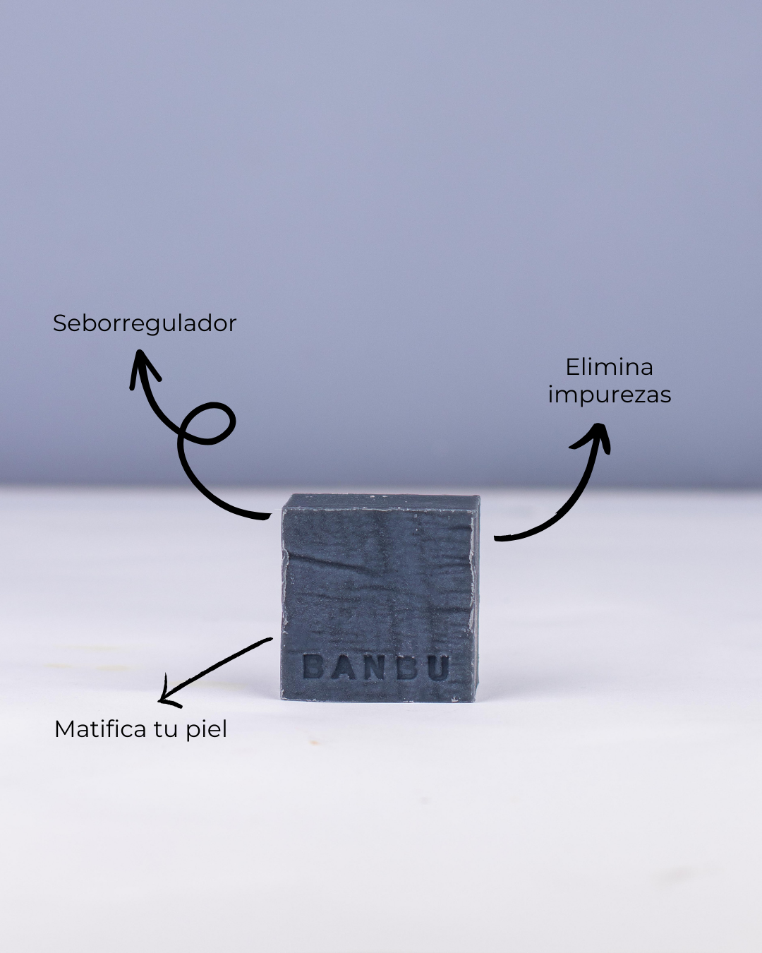 Mousse limpiador facial NYCTE para piel mixta y grasa.