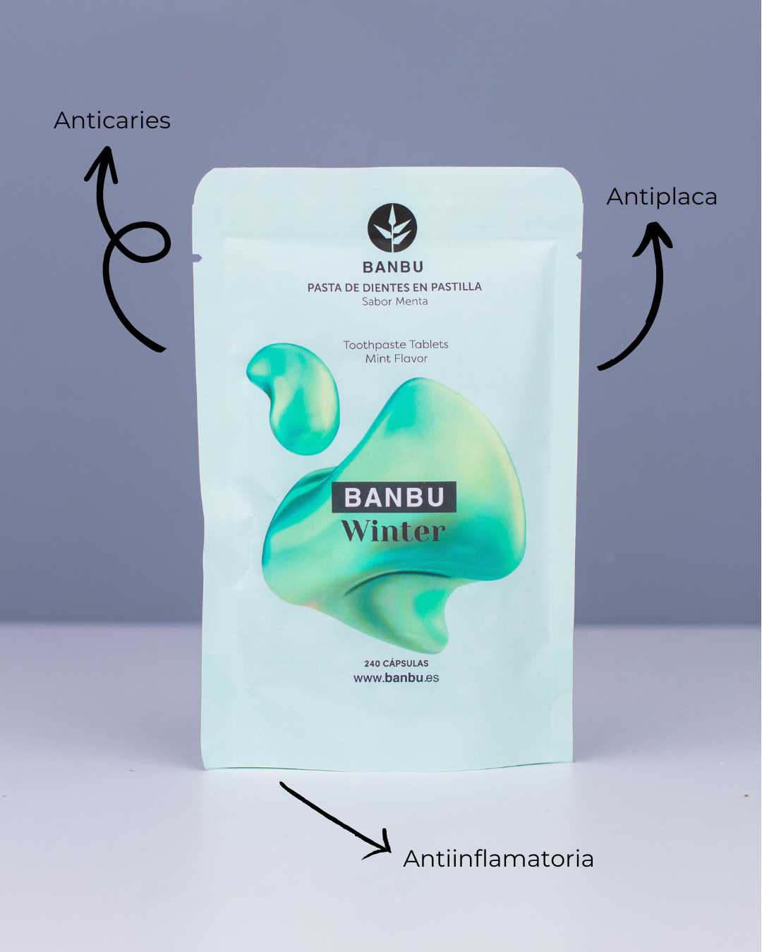 Bolsa de recarga de Winter de Banbu, mostrando un dentifrício sólido con triple acción: anticaries, antiplaca y antiinflamatoria.