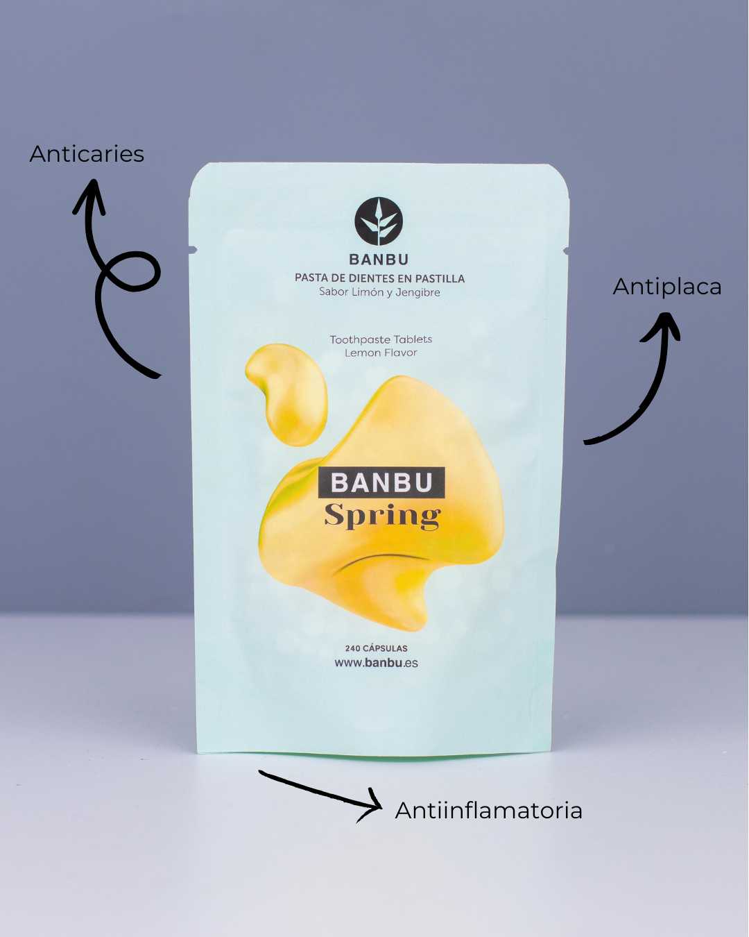 Bolsa de recarga de Spring Banbu, una pasta de dientes antiinflamatoria, anticaries y antiplaca con ingredientes naturales y sin flúor.