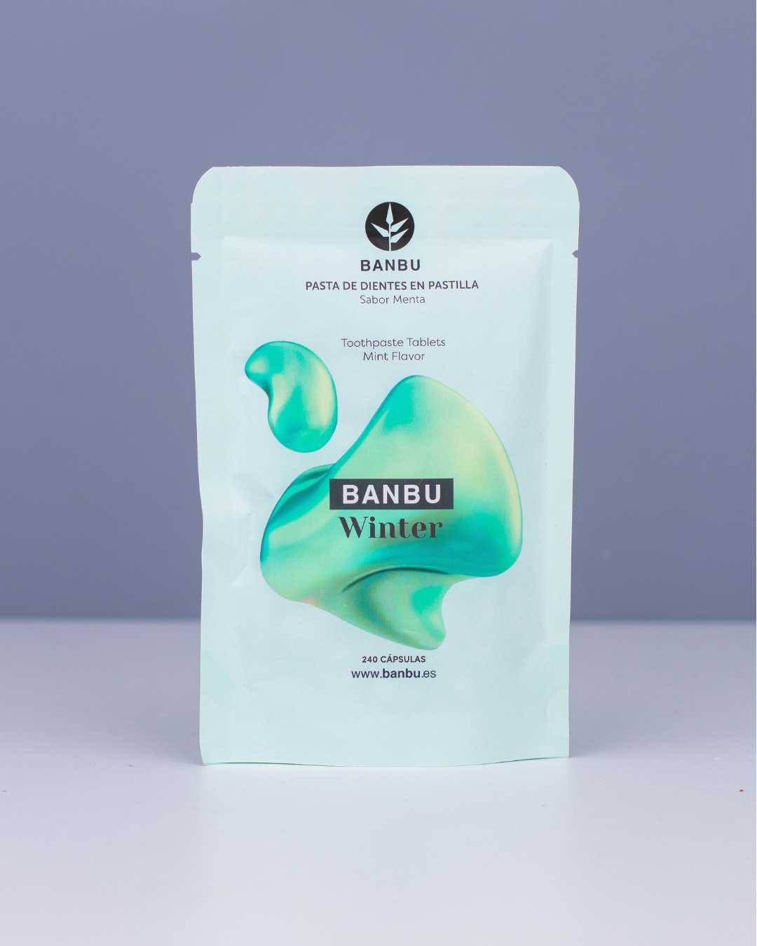 Envase eco-friendly de recarga de 240 pastillas de la pasta de dientes sin flúor Winter de Banbu. Formato ahorro sostenible, vegano y libre de plásticos.